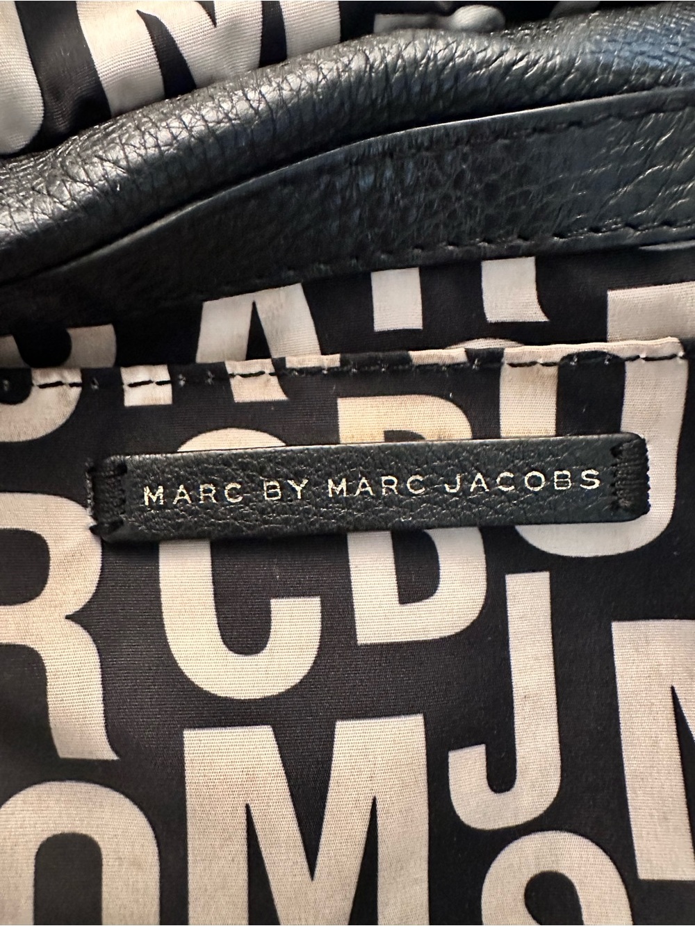Marc by Marc Jacobs Classic Q Black Leather Standard Supply Bag - Picture 10 of 16